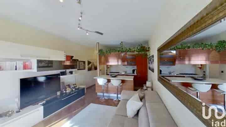 2 bedrooms apartment for sale in Genoa, Italy