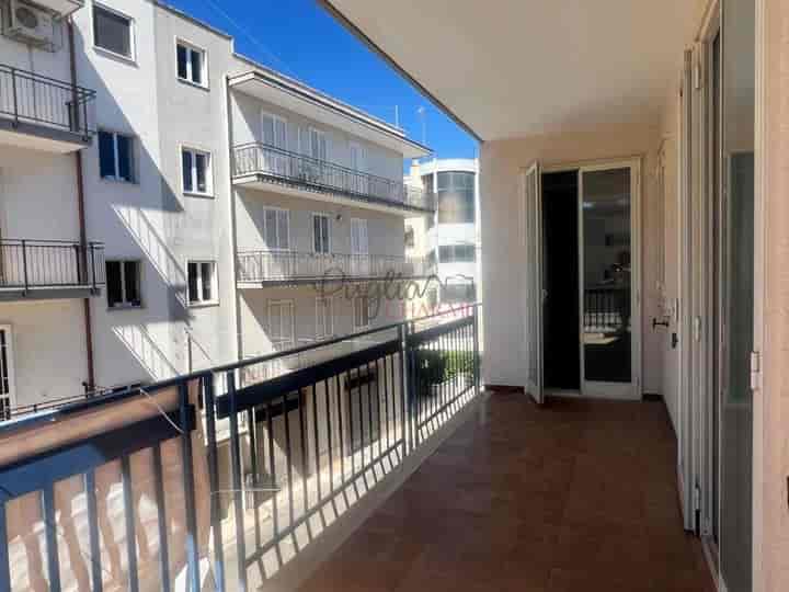 3 bedrooms apartment for sale in Cisternino, Italy