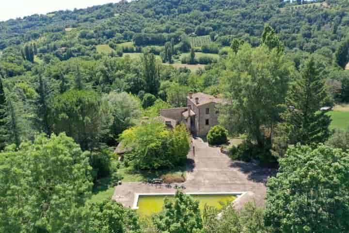 8 bedrooms other for sale in Montone, Italy