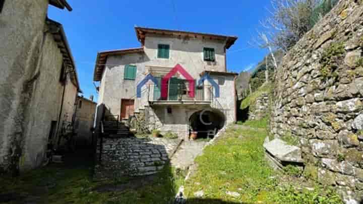 Apartment for sale in Bagni di Lucca, Italy