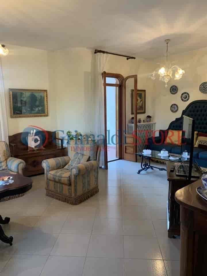 House for sale in Nardo, Italy