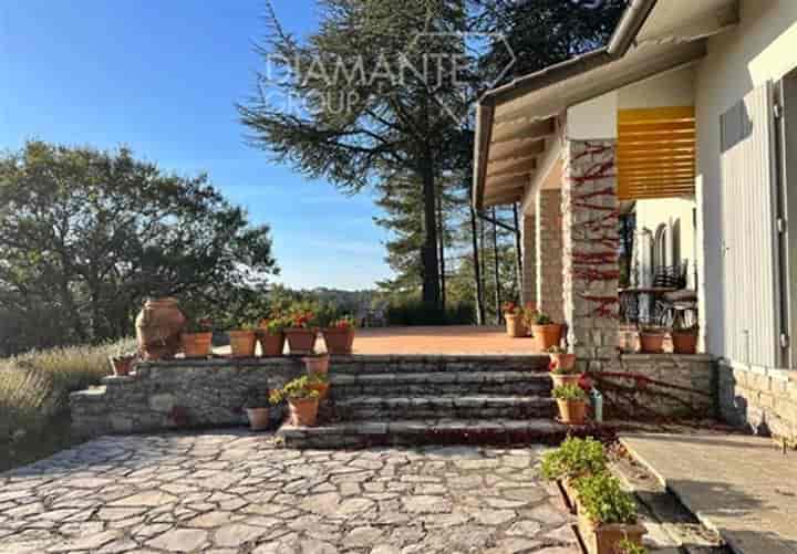 3 bedrooms house for sale in Tuoro sul Trasimeno, Italy