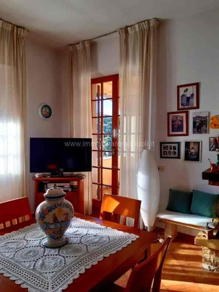 4 bedrooms apartment for sale in Bettolle, Italy