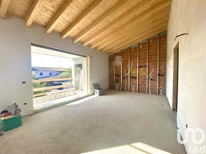 2 bedrooms apartment for sale in Volta Mantovana, Italy