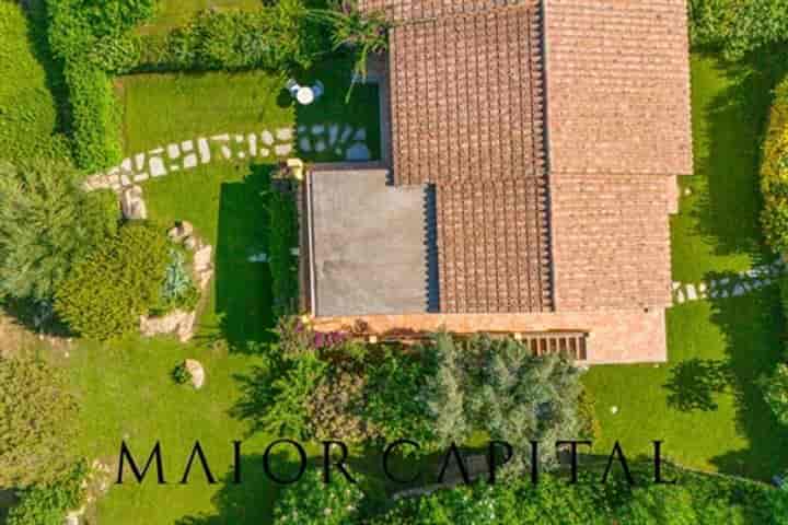 House for sale in San Teodoro, Italy