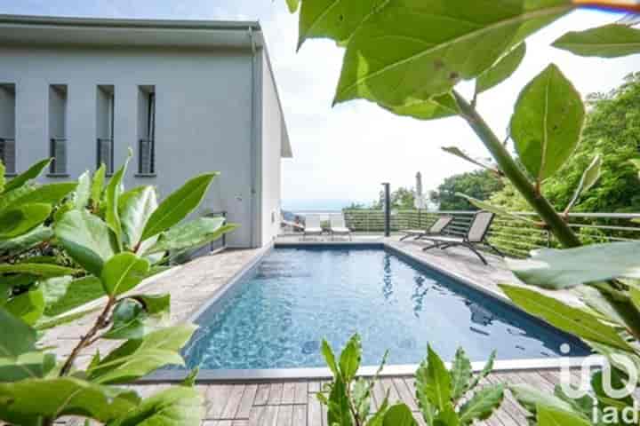 4 bedrooms house for sale in Salo, Italy