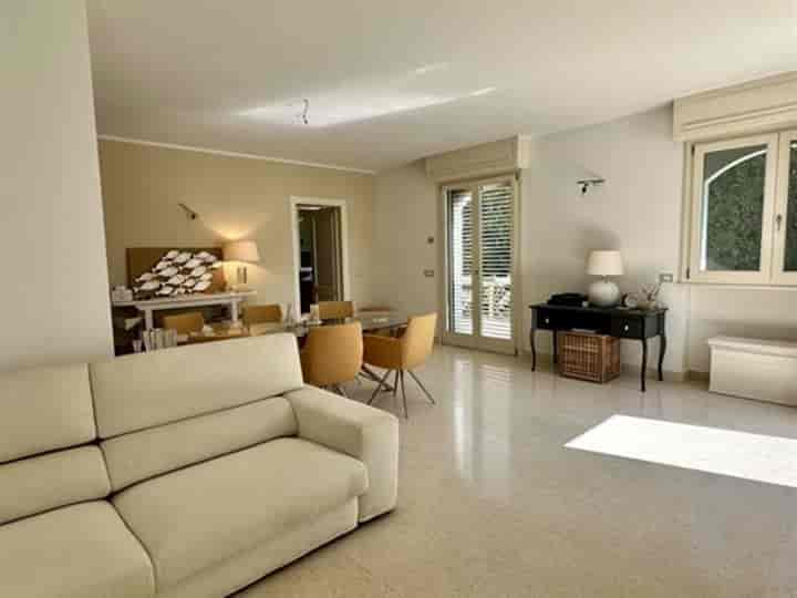 3 bedrooms house for sale in Forte dei Marmi, Italy