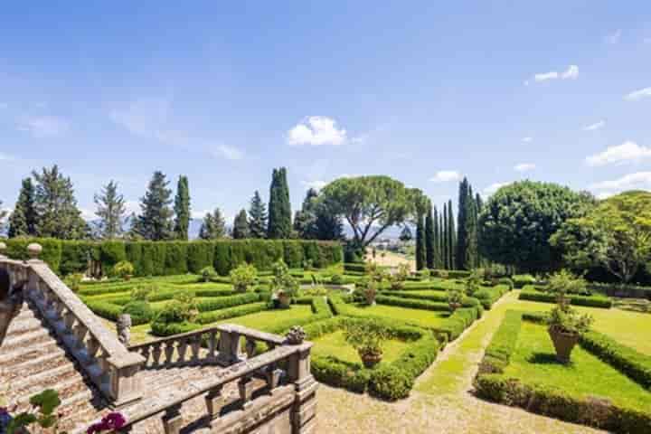 8 bedrooms house for sale in Scandicci, Italy