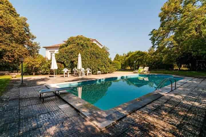 8 bedrooms other for sale in da Lousa e Vilarinho, Portugal