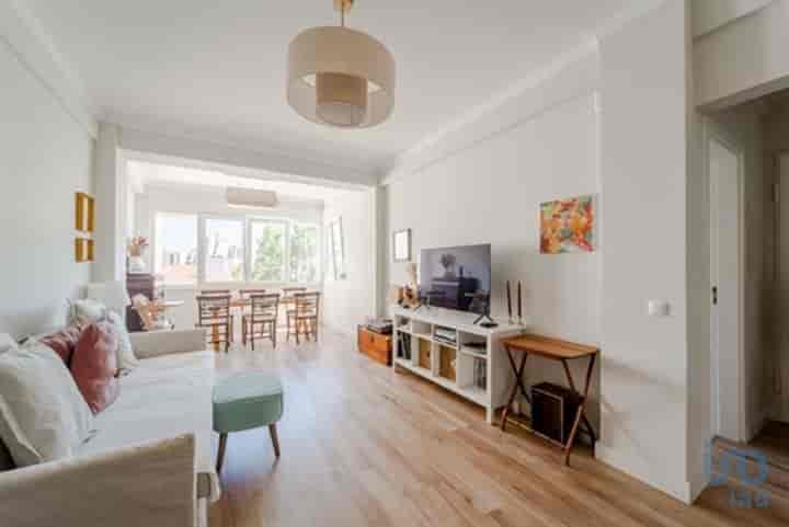 2 bedrooms apartment for sale in Alfragide, Portugal