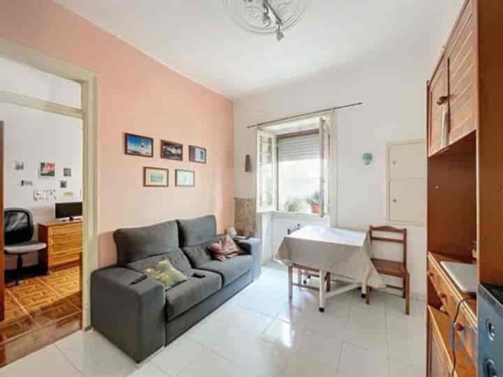 2 bedrooms apartment for sale in Lisbon, Portugal