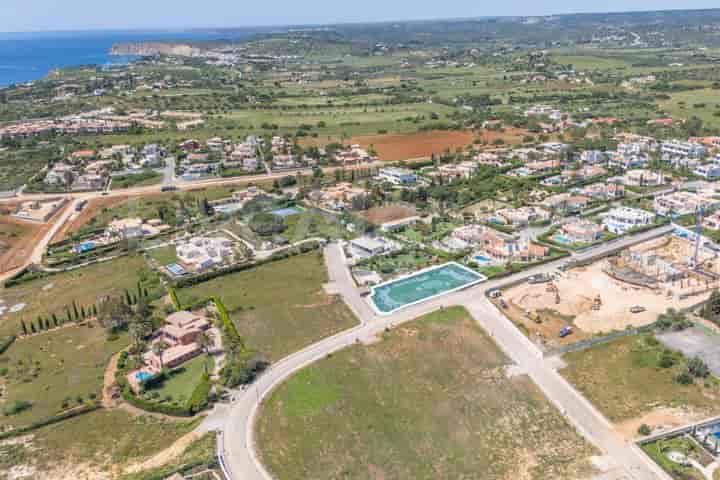 House for sale in Praia da Luz, Portugal