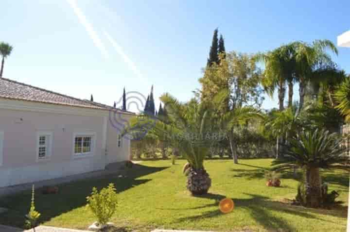 House for sale in Moncarapacho e Fuseta, Portugal