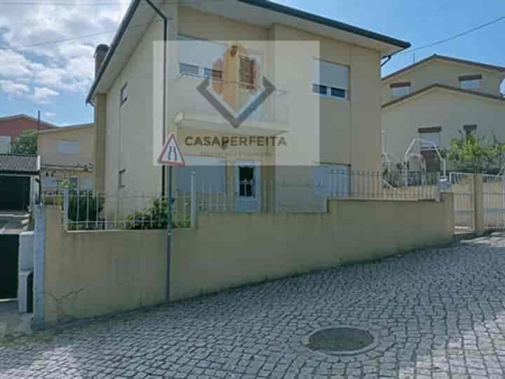 7 bedrooms house for sale in Pedroso, Portugal