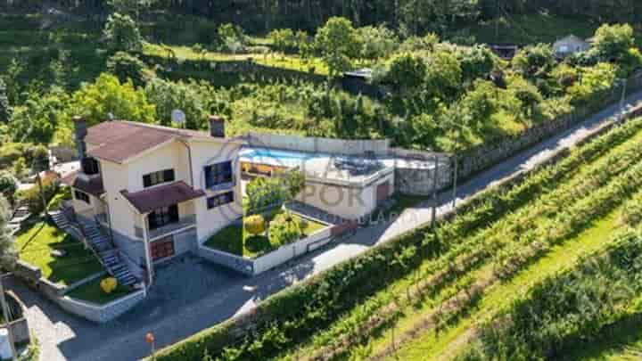 House for sale in Fiscal, Portugal