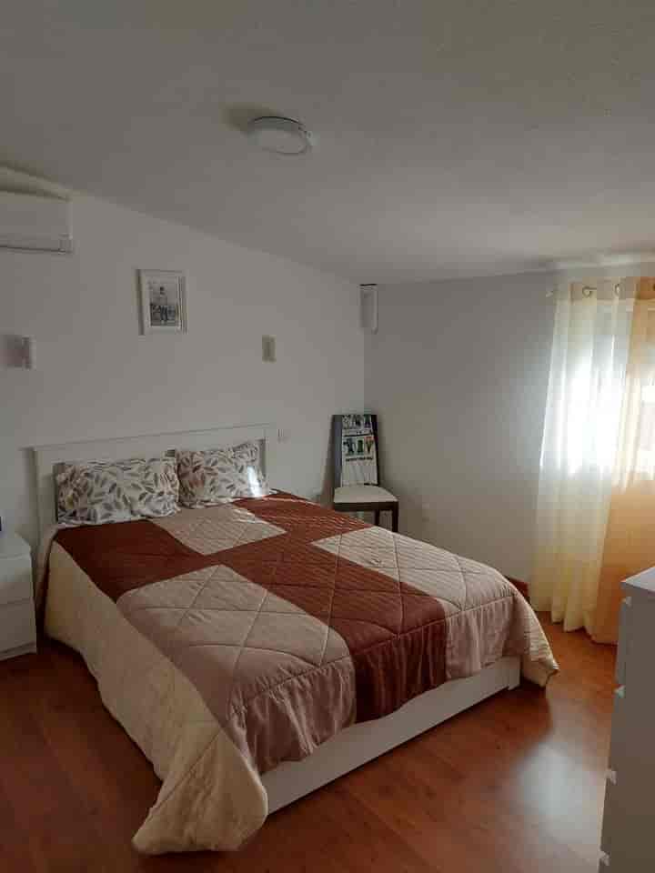 3 bedrooms house for sale in Charneca De Caparica, Portugal