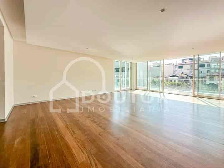 3 bedrooms apartment for sale in Se (Funchal), Portugal