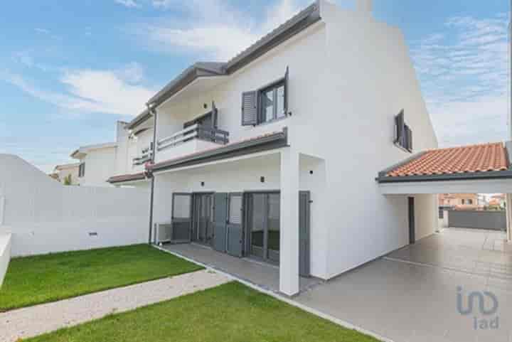 3 bedrooms house for sale in Porto Salvo e Barcarena, Portugal