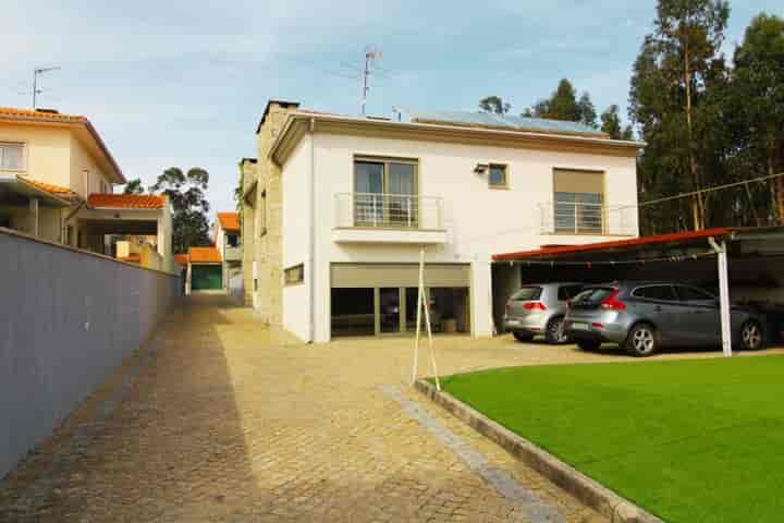 4 bedrooms house for sale in Oliveira Do Bairro, Portugal