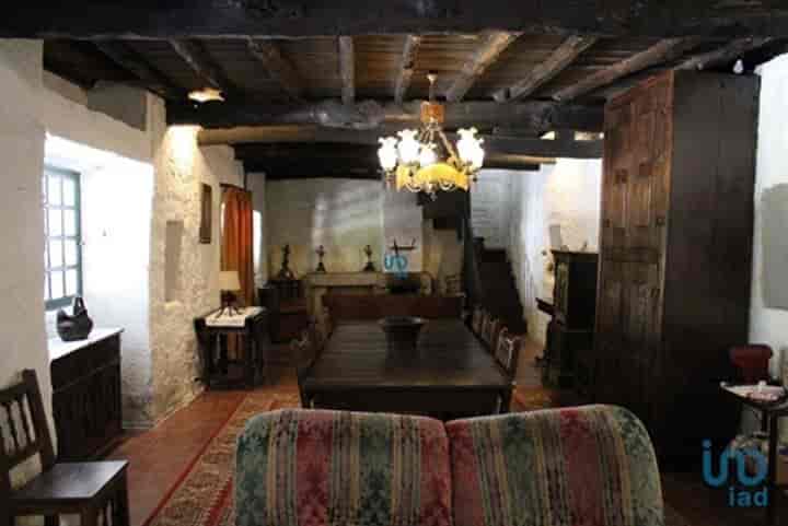 8 bedrooms other for sale in Cumieira, Portugal