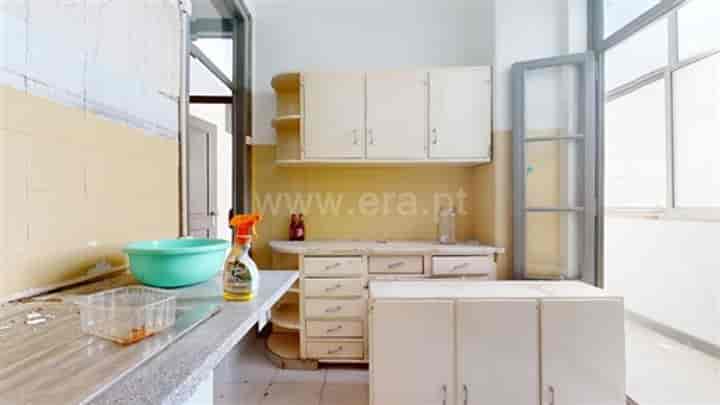 3 bedrooms apartment for sale in Sao Vicente de Fora, Portugal