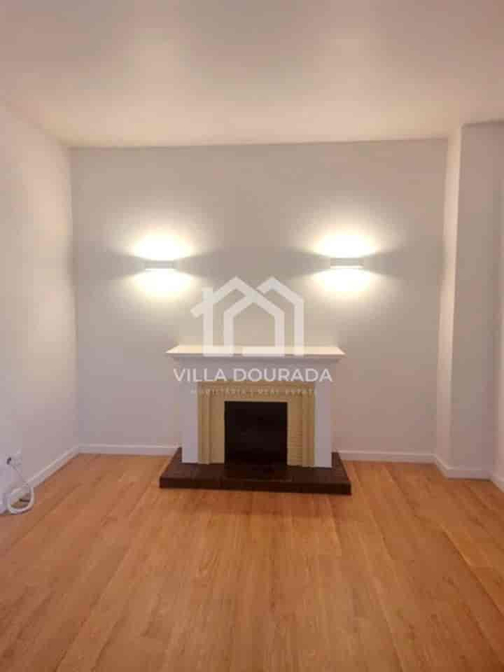 2 bedrooms apartment for sale in Cedofeita, Santo Ildefonso, Se, Miragaia, Sao Nicolau e Vitoria, Portugal