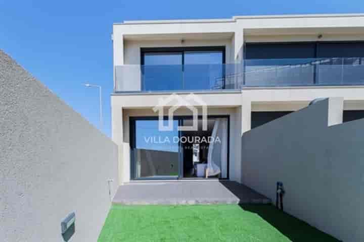 3 bedrooms house for sale in Mindelo, Portugal