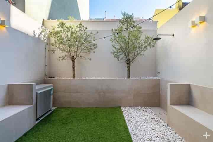 2 bedrooms building for sale in Belem, Portugal