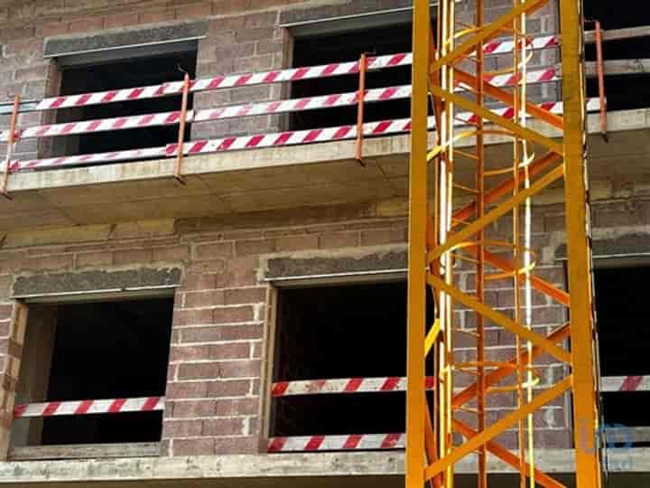 3 bedrooms apartment for sale in Oliveira de Azemeis, Santiago da Riba-Ul, Ul, Macinhata da S, Portugal