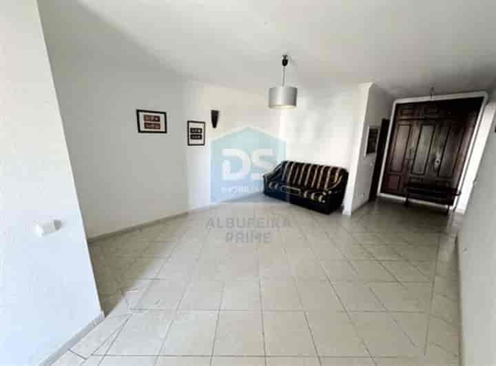 1 bedroom apartment for sale in Guia, Portugal