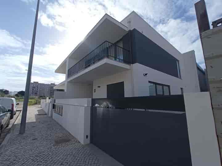 4 bedrooms house for sale in Tavarede, Portugal