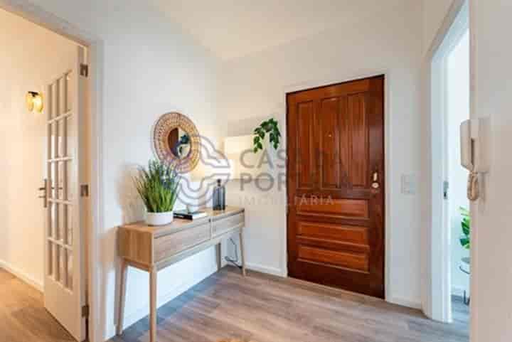 Apartment for sale in Mafamude, Portugal