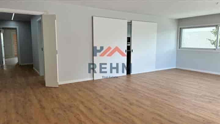 House for sale in Carnaxide, Portugal