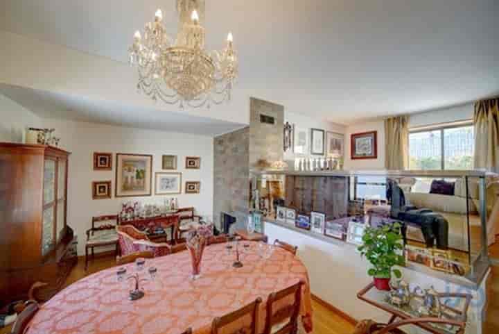 5 bedrooms house for sale in Lisbon, Portugal