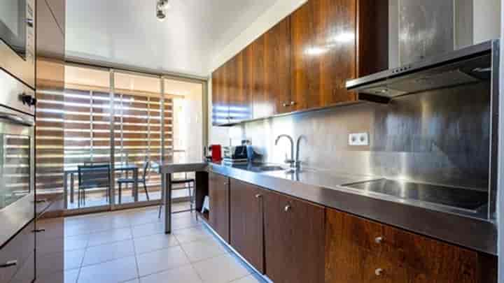 3 bedrooms apartment for sale in Guia, Portugal