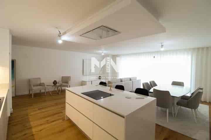 Apartment for sale in Sao Pedro (Funchal), Portugal