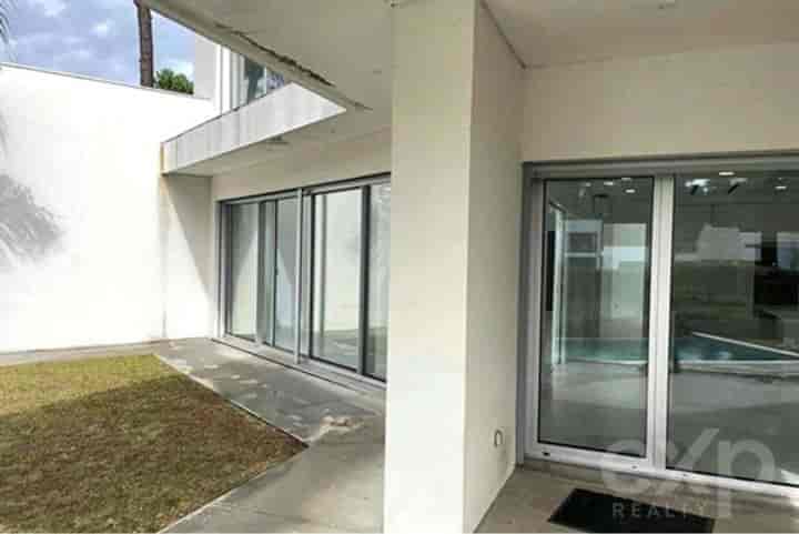 5 bedrooms house for sale in Charneca De Caparica, Portugal