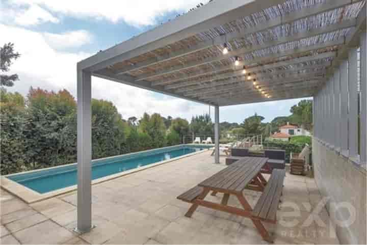 4 bedrooms house for sale in Sesimbra (Castelo), Portugal