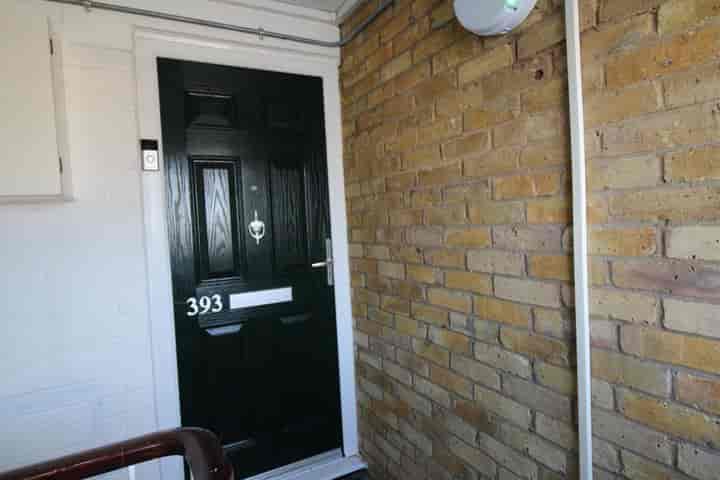 1 bedroom apartment for sale in Basildon, United Kingdom