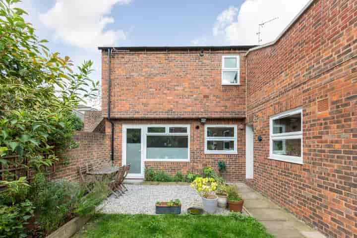 2 bedrooms apartment for sale in Honor Oak, United Kingdom