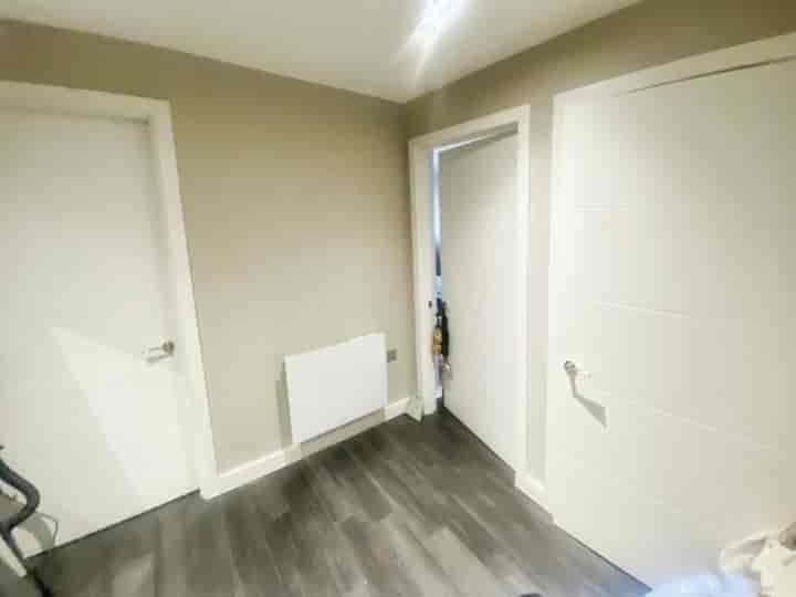 1 bedroom apartment for sale in Sheffield, United Kingdom