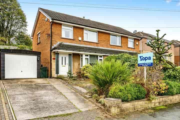 3 bedrooms house for sale in Brighouse, United Kingdom