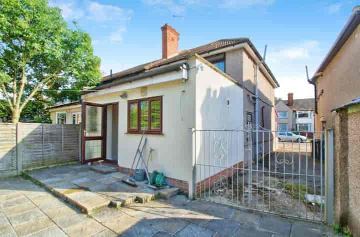 3 bedrooms house for sale in Dagenham, United Kingdom