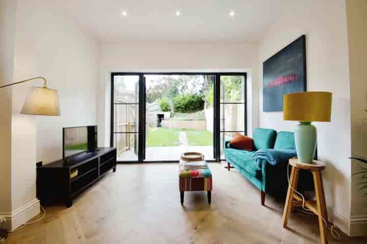 3 bedrooms house for sale in Barnet Borough, United Kingdom