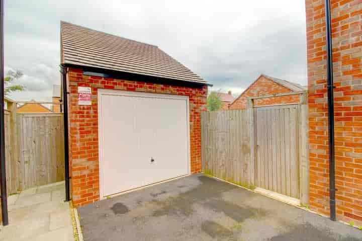 3 bedrooms house for sale in Fradley, United Kingdom