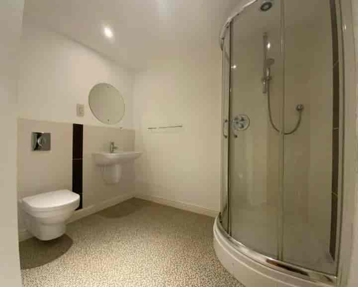 2 bedrooms apartment for sale in Redditch, United Kingdom