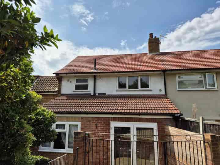 3 bedrooms house for sale in London, United Kingdom