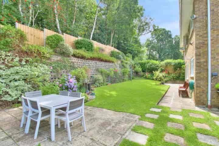 4 bedrooms house for sale in Bracknell, United Kingdom