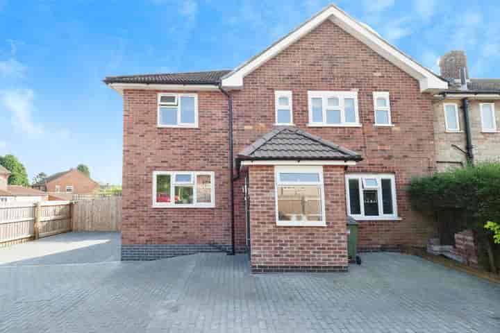 4 bedrooms house for sale in Leicester, United Kingdom