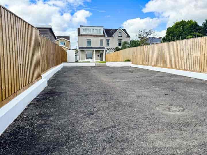 6 bedrooms house for sale in Neath Port Talbot, United Kingdom